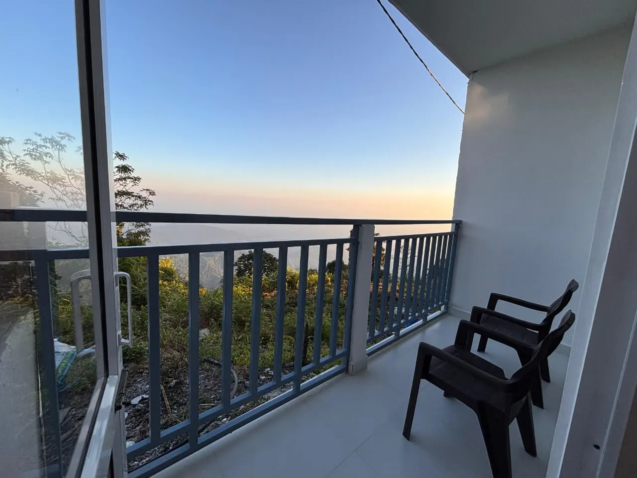 The Mountain House14